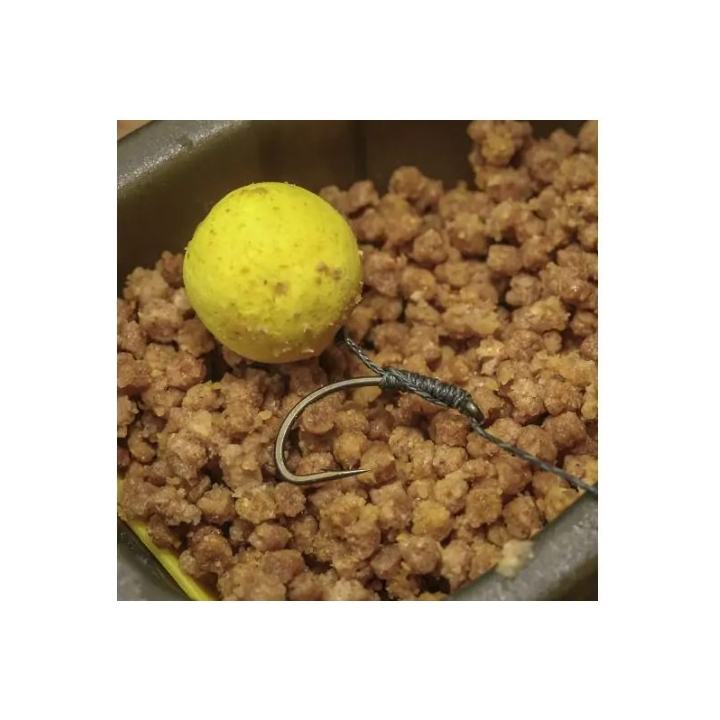 Avid Carp feeder mould large