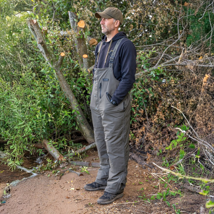 Avid Carp Arctic-Series Distortion Thermal Suit