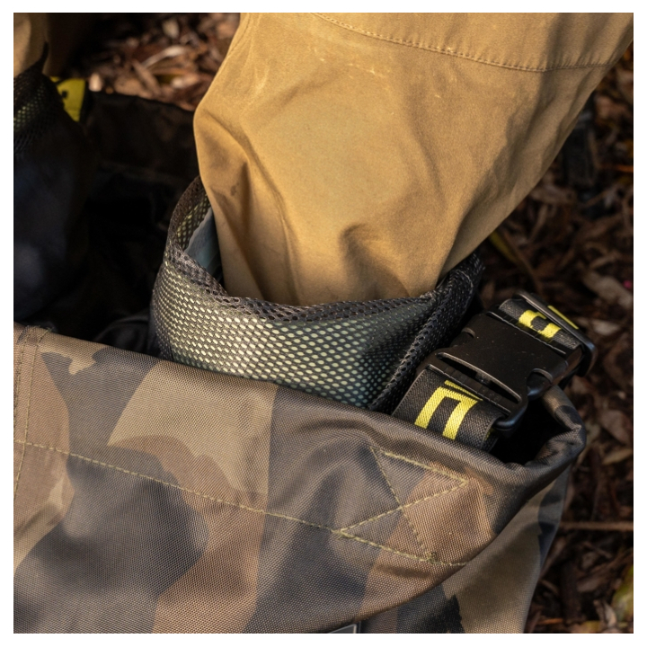 Avid Distortion Active-Lined XL Chest Waders