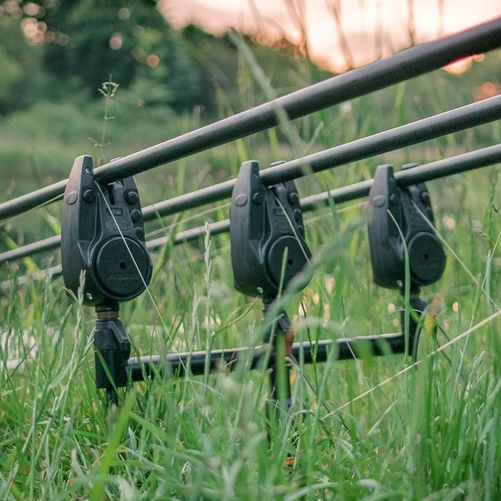 Prologic C-Series Bite Alarm Set & Bivvy Light - 3 Rod
