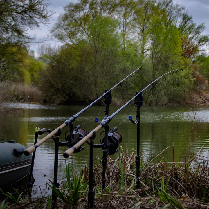 Prologic C-Series Bite Alarm Set & Bivvy Light - 3 Rod