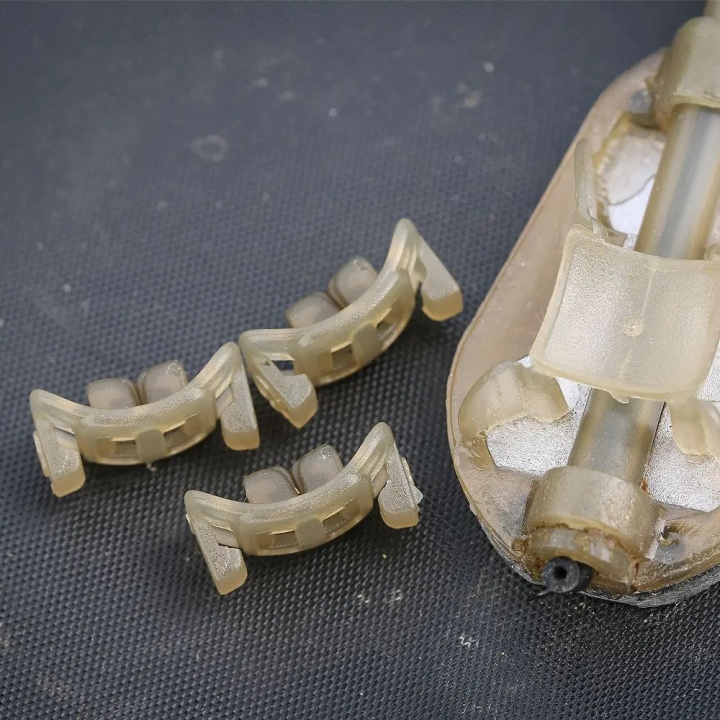 Guru Method Feeder Clip